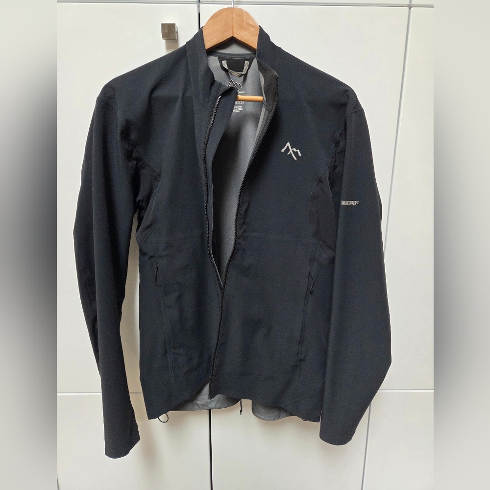 Men's Black Softshell Jacket